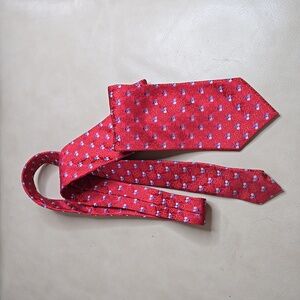 ERMENEGILDO ZEGNA Silk tie.